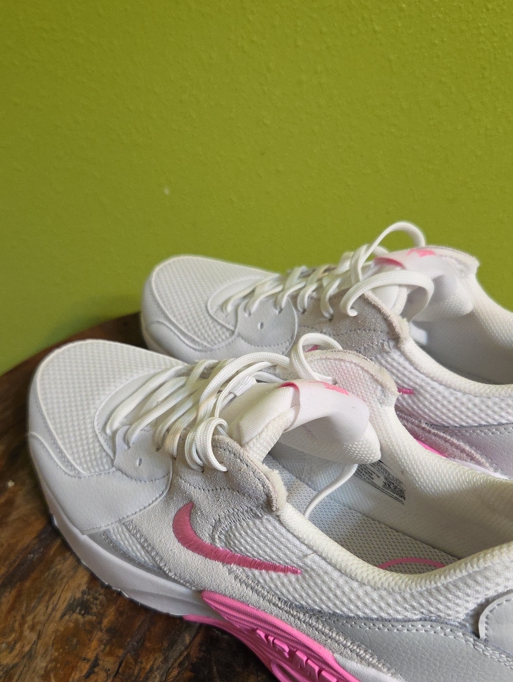 Nike Women's White Sneakers with Pink Accents - Picture 3 of 5